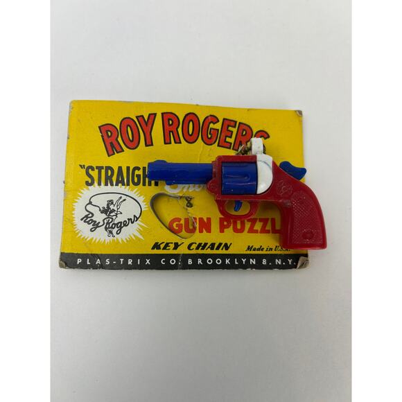 Vintage Roy Rogers Gun Puzzle Key Chain 1950s Plas-Trix Co Brooklyn NY - Picture 1 of 3